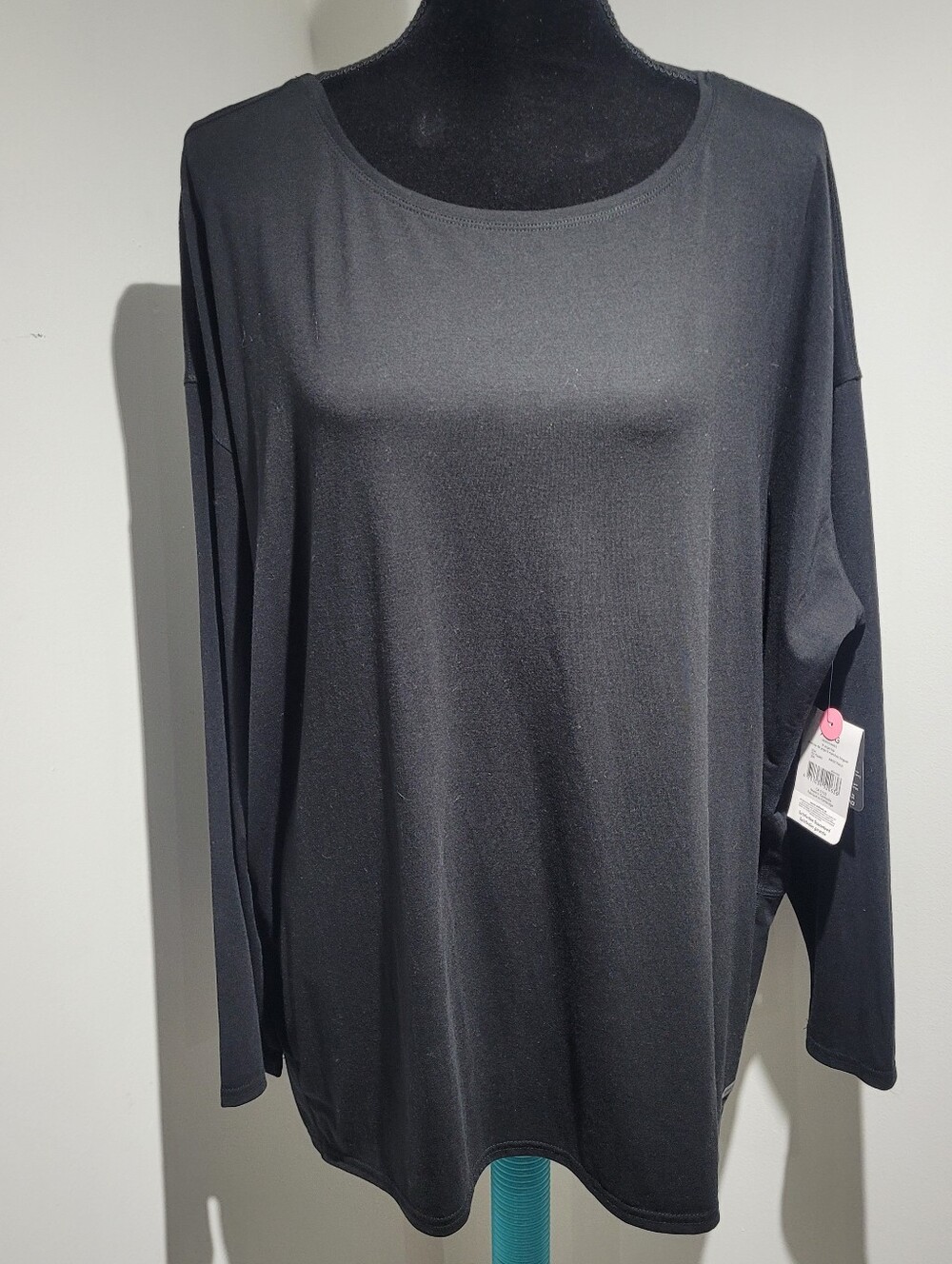 Athletic Works Women's Dri-More Long Sleeve T-Shirt XL Black Athleisure NEW